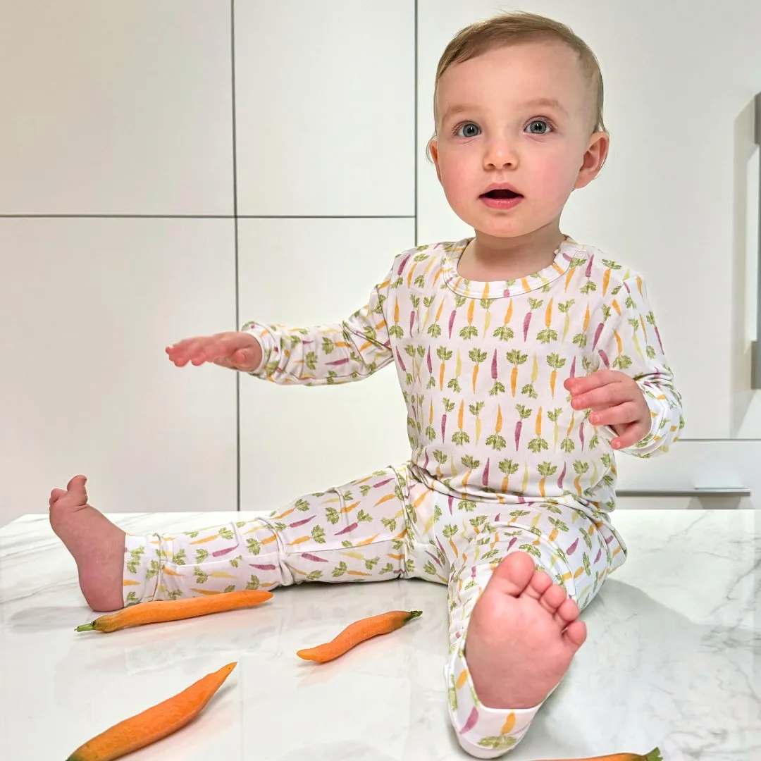 Toddler Pajama Set in Colorful Carrots