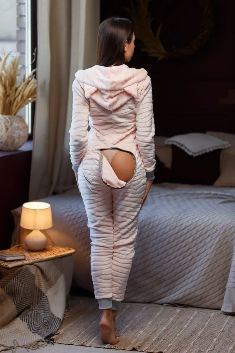 Women's cozy terry butt flap pajamas Sweetjama Frozy with a hood "Peach Chinchilla"